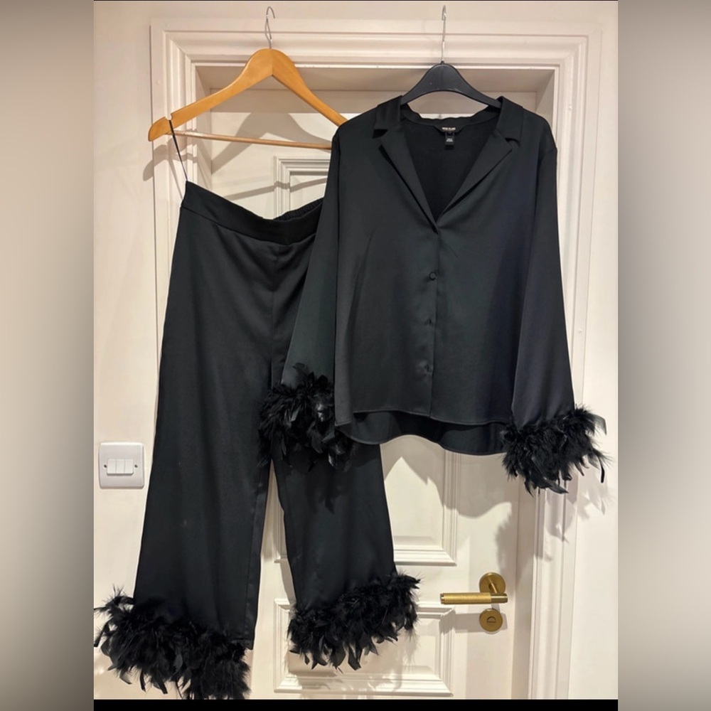 River Island London Black Feather Co ord